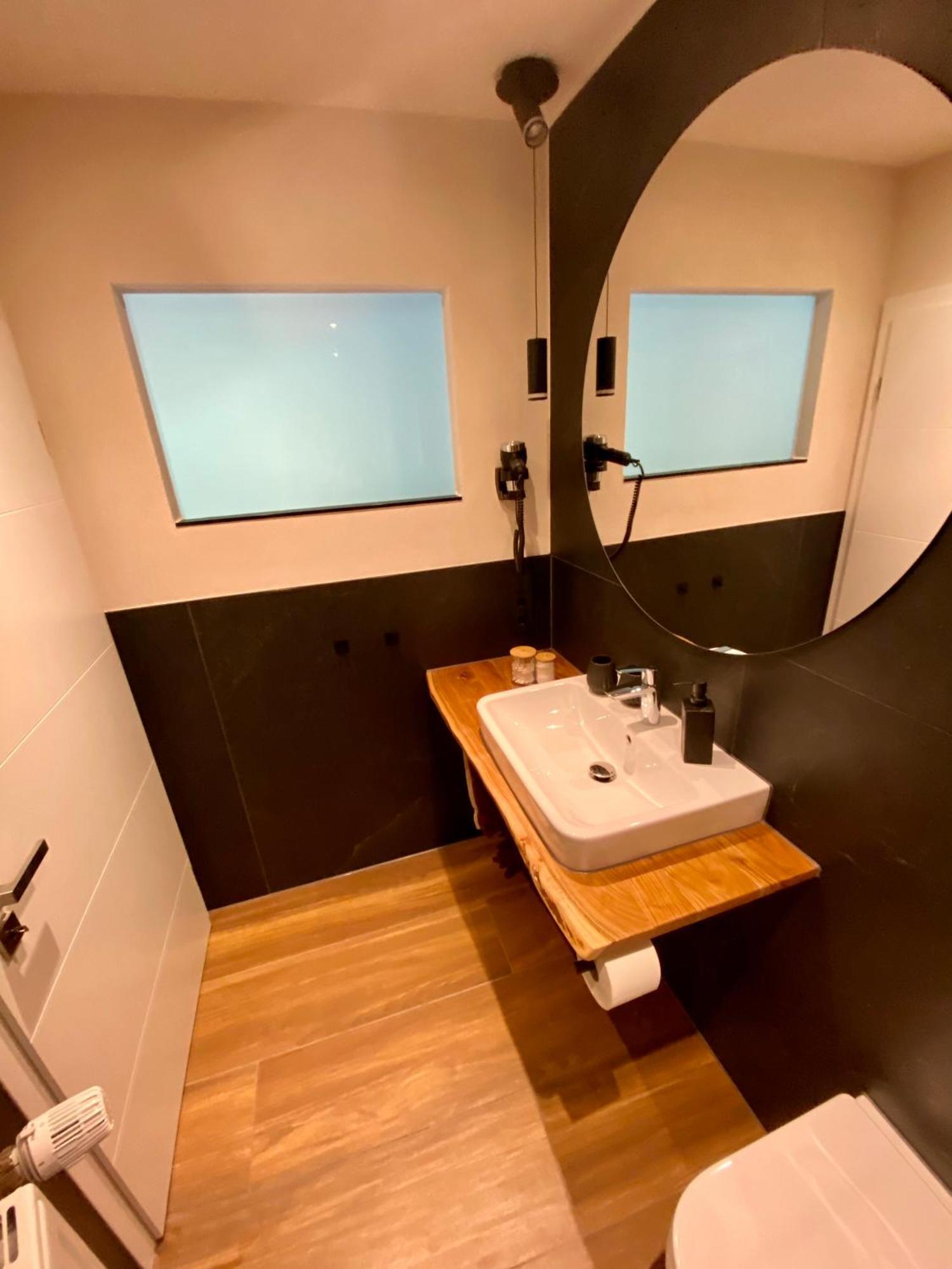 Zur Rotbuche Apartment Целтинген-Рахтиг Екстериор снимка
